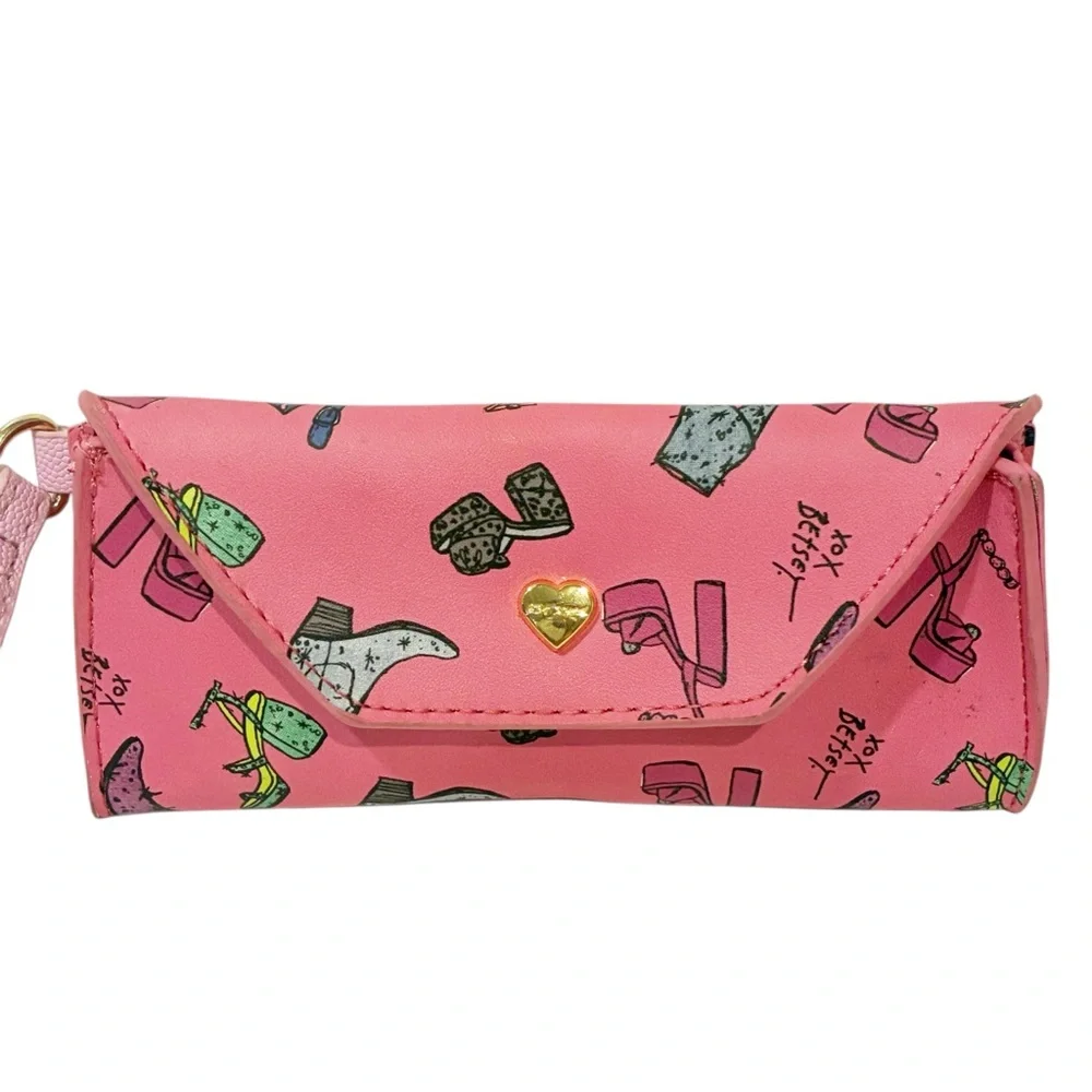 BETSEY JOHNSON “PINK SHOES”  BY BETSEY Western Cowboy WRISTLET‎ WALLET 2024